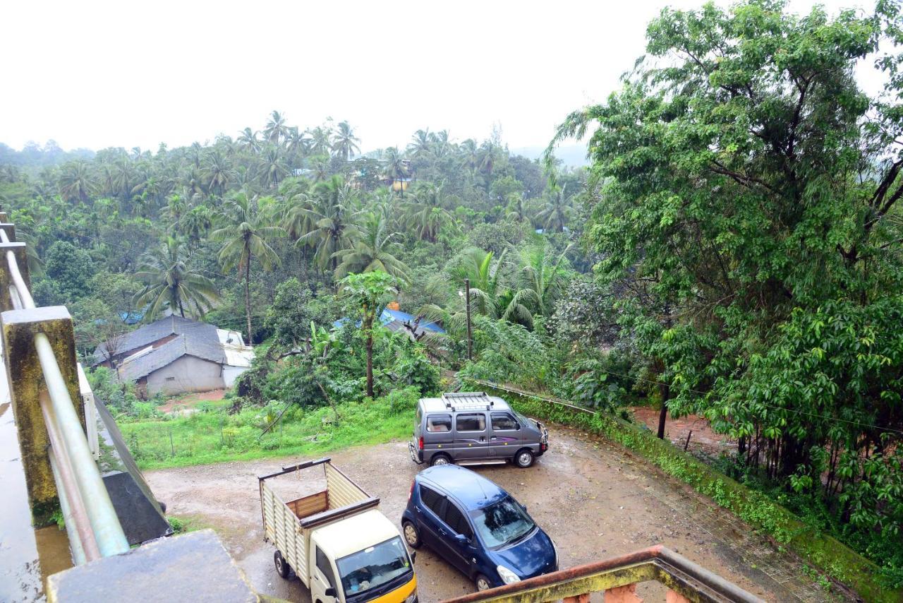 Sri Ranga Homestay Māvingundi Exterior foto